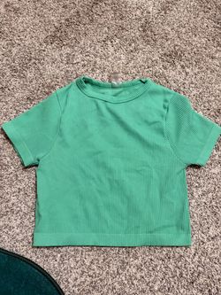 Green crop top