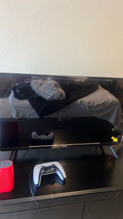 32 inch Roku TV Brand New With Remote And Box