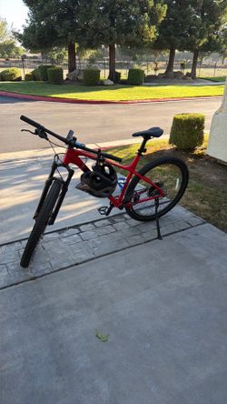 Marlon 8 26” less the 10 miles