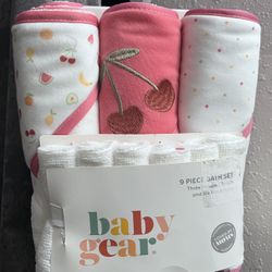 Baby Bath Hooded Towels & Washcloths Set