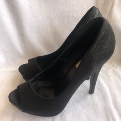 Steven Madden Women’s Tessi Heels