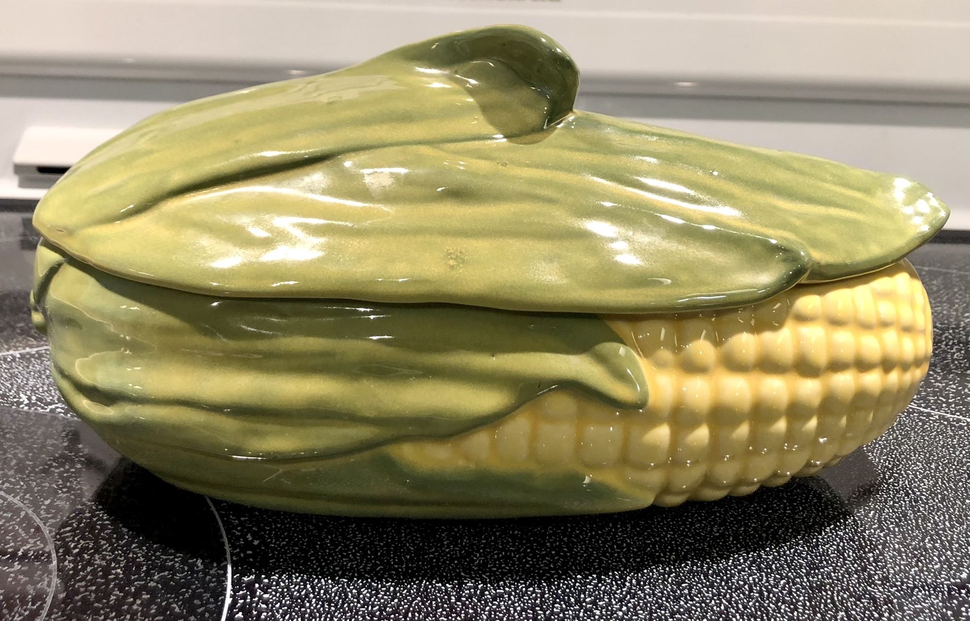 Vintage Shawnee Pottery Corn Cob Soup Tureen & Cover