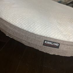 XL Kirkland Round Pet bed