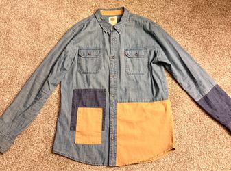 Levi Button Up Shirt