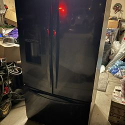 Whirlpool Refrigerator 
