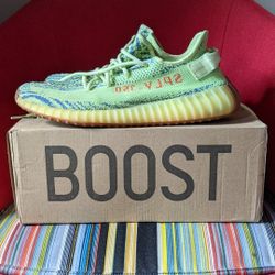 Yeezy Boost V2 (TRADES WELCOME)