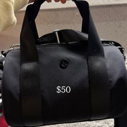 Lululemon handbag mini duffle