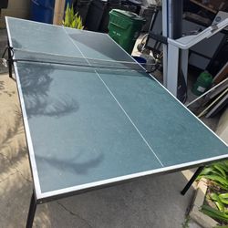 Stiga Ping Pong Table