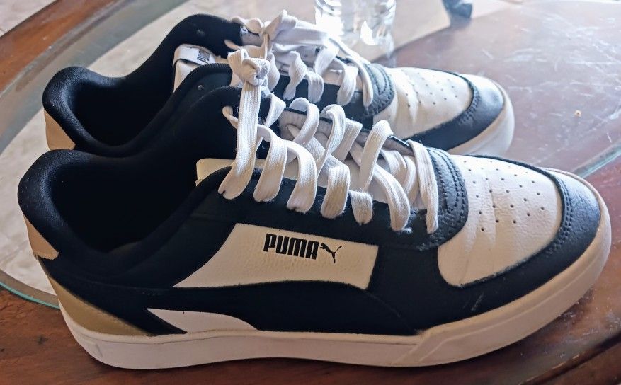 Gently Used Puma Sneakers
