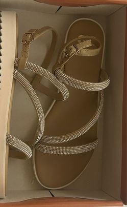 GB Luxurious Strappy Slingback Sandal - Size 10