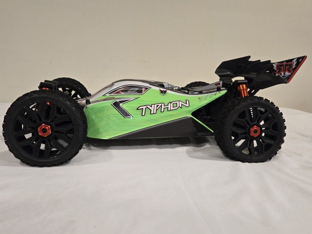 RC ARRMA TYPHON BRUSHLESS UPGRADED