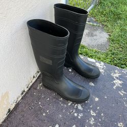 Men’s Size 10 Rubber Boots 