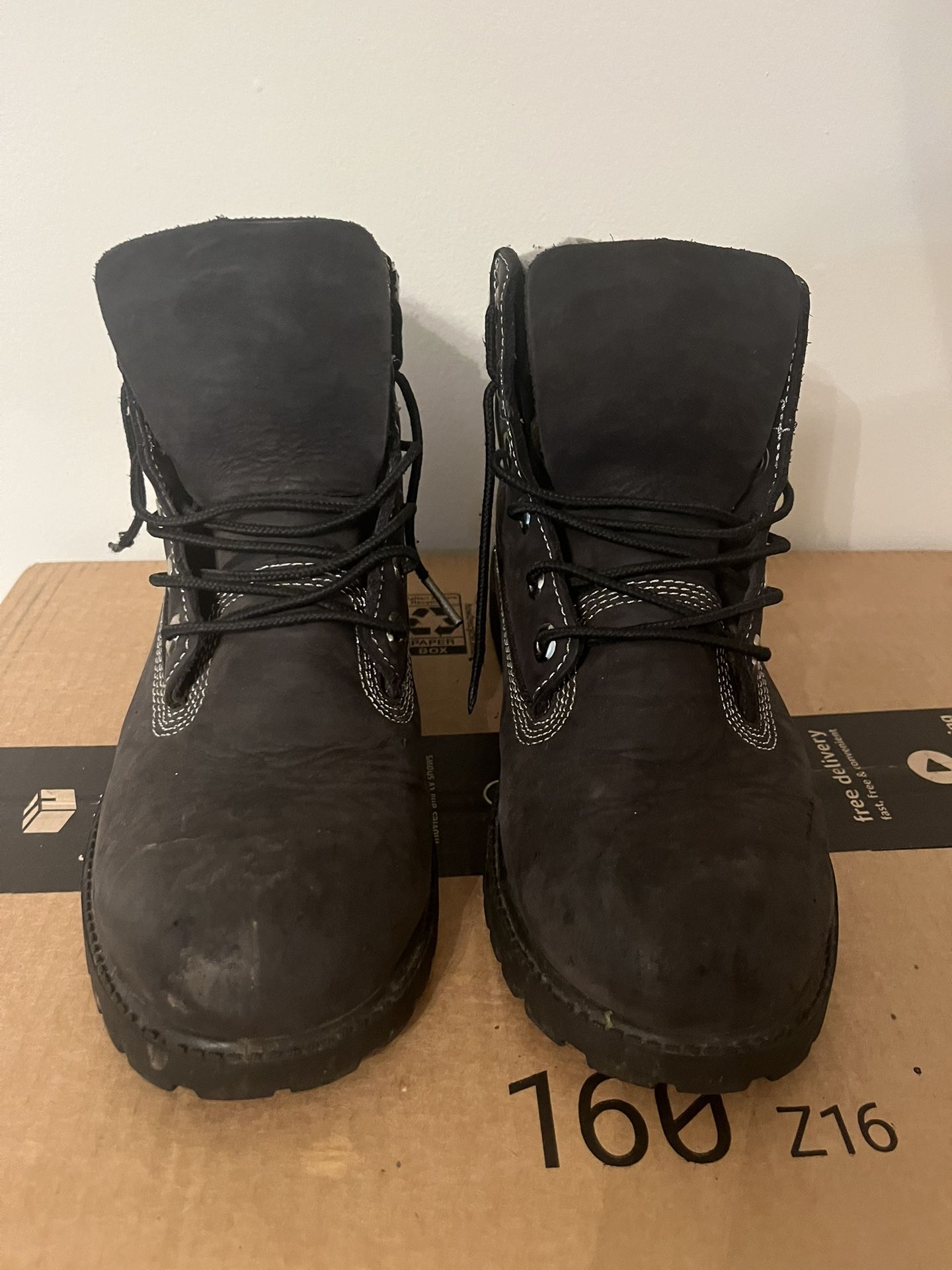 Timberland Boots Black Leather Shoe Size 5 .5
