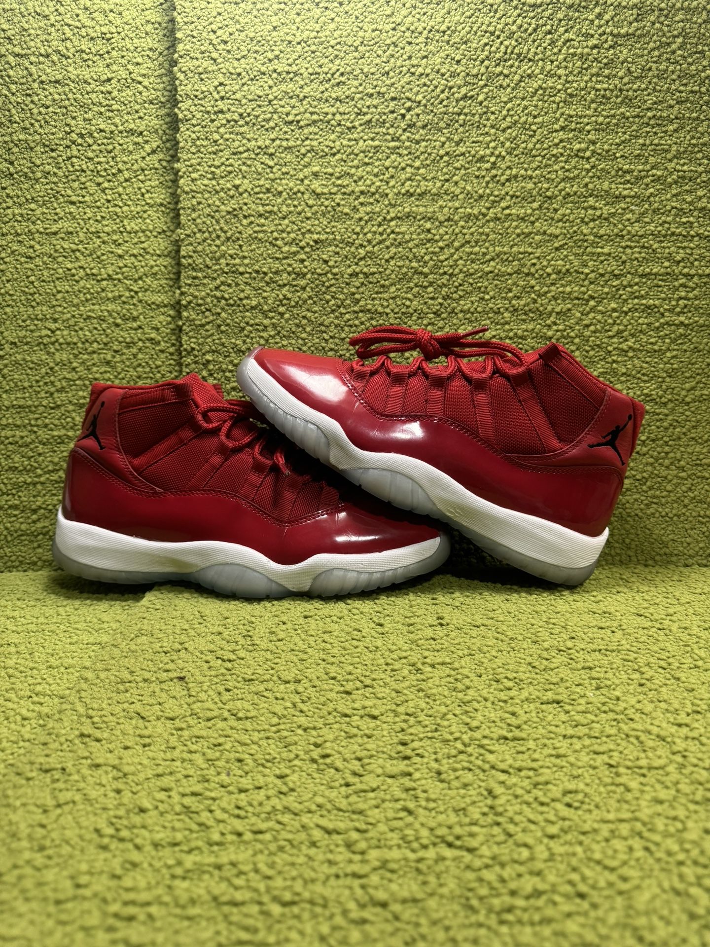 Jordan 11 Win Like 96 Size 9.5M