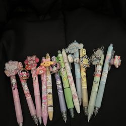 12-Pack Hello Kitty pens and mechanical pencils 