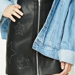 Forever 21 Skirts Faux Leather Zipped Star Mini Skirt