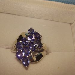 Genuine, Natural TANZANITE Ring, 1.25 Tcw,  Set In Solid Sterling Silver, Size 5-6 .  Like New. Hallmark 925.