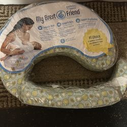 Breast Feeding Pillow