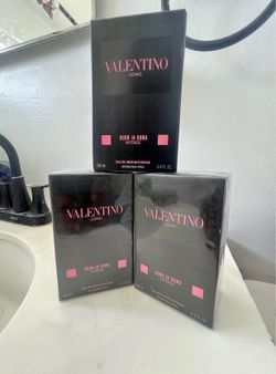 Valentino Born In Roma Instense Cologne (60$ Each