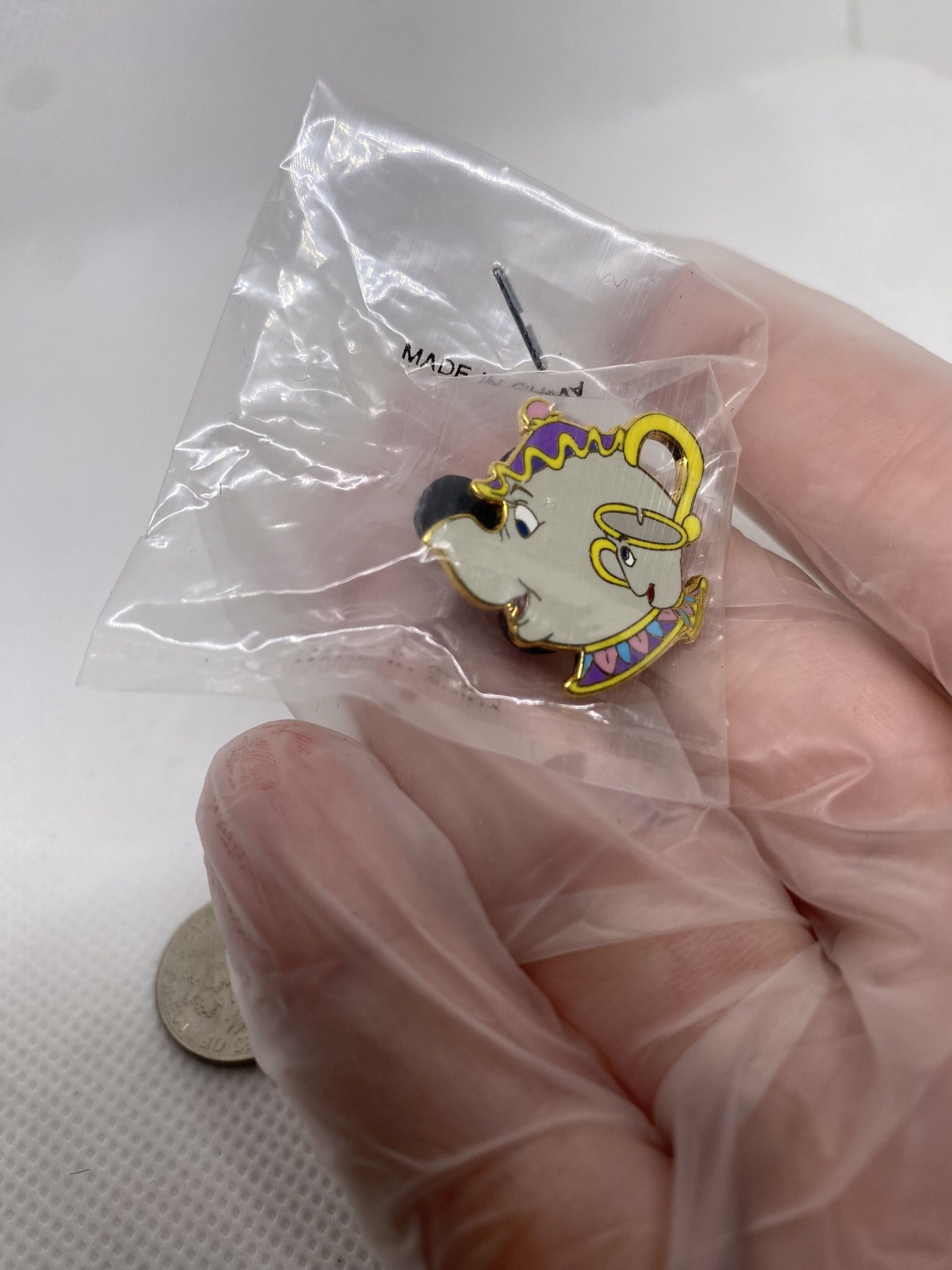 Rare Mrs Pots & Chip Disney Pin. Unopened 2002