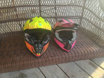 Dirt bike helmets