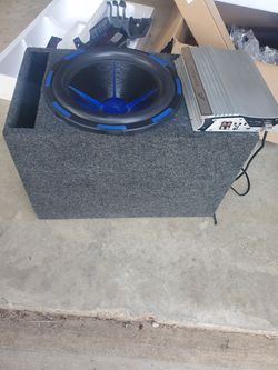 MOFO (PowerAcustic) 15 inch sub and pro box.With D-Class amp. INCREDIBLE BASS!!