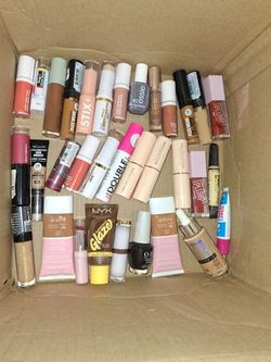 Huge 100-Pc Brand New Cosmetics Lot (elf, NYX, Revolution)