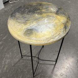 Yin & Yang Resin Table 