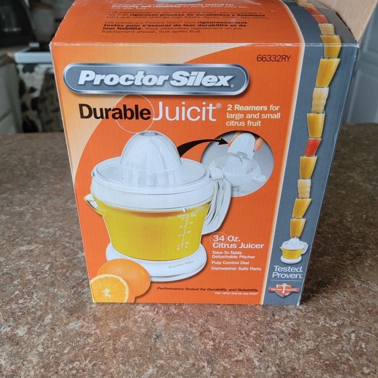 Proctor Silex 66332 Juicit 34oz. Electric Citrus Juicer in 