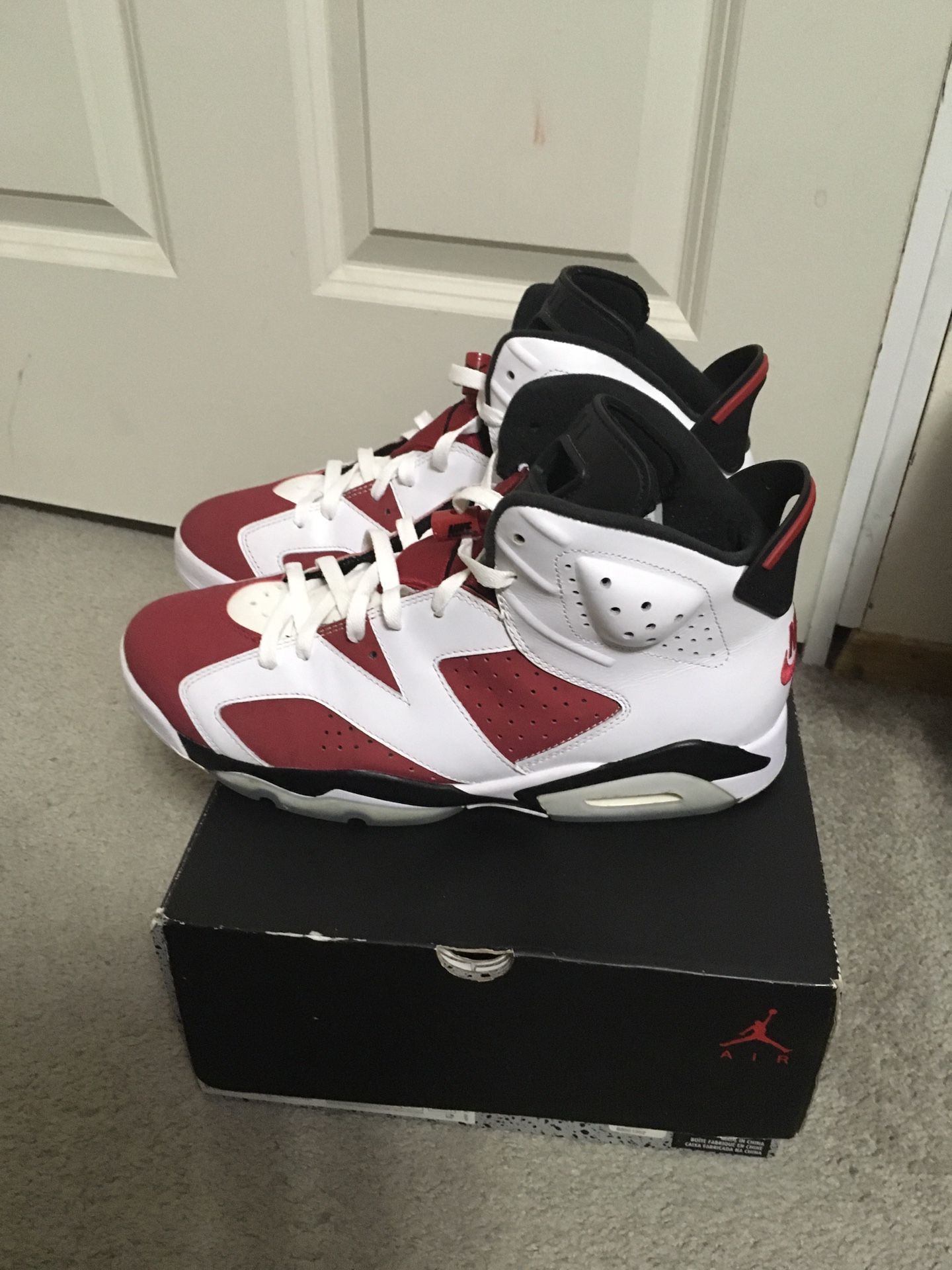 VNDS JORDAN 6 CARMINE SIZE 11.5