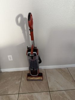 Vacuum Cleaner Shark