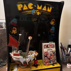 Pac-man table arcade