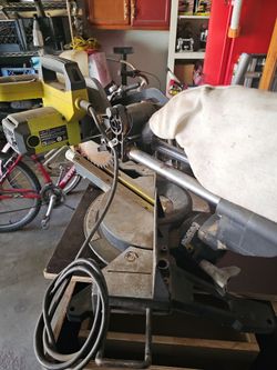 Miter saw sliding