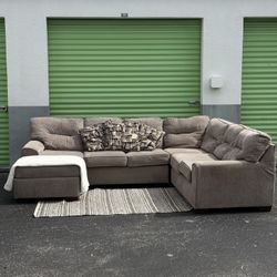 Free Delivery - Large Sectional Sofa with Chaise