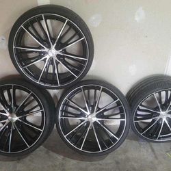 Used Deals 24 Inches 995.00 Great Shape Rims Tires  Good Shape 995.00 Silver  & Polished Lip 24 X 10 Lexanni  1295