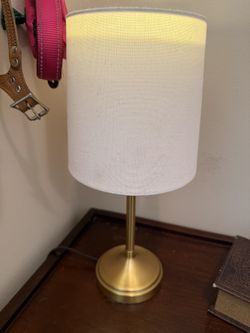 🕯️ Brass Table Lamp (modern minimalist)