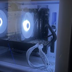 Gaming PC – Ryzen 7 5700X3D / RTX 2080 / 32GB RAM / 1TB SSD – Ready to Play