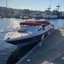 1988 21 Footer Bayliner Capri - Refurbished Chevy 350 . Runs great. Just Serviced. Ready For Summer