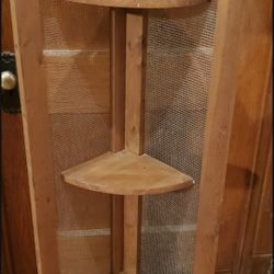 Wood 3 Tier Corner Heart shelves