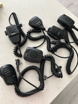 6 units- Used/Speaker Mic 5M
