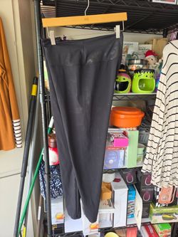 Ladies  Simply Vera Xl leggings