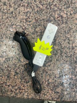 White Wii Remote w/Black Nunchuck