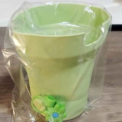 NEW! Silicone Boot for 40 oz tumbler (Mint Green) & Flower straw topper cover (Green)