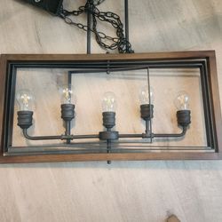 Hanging light fixture
