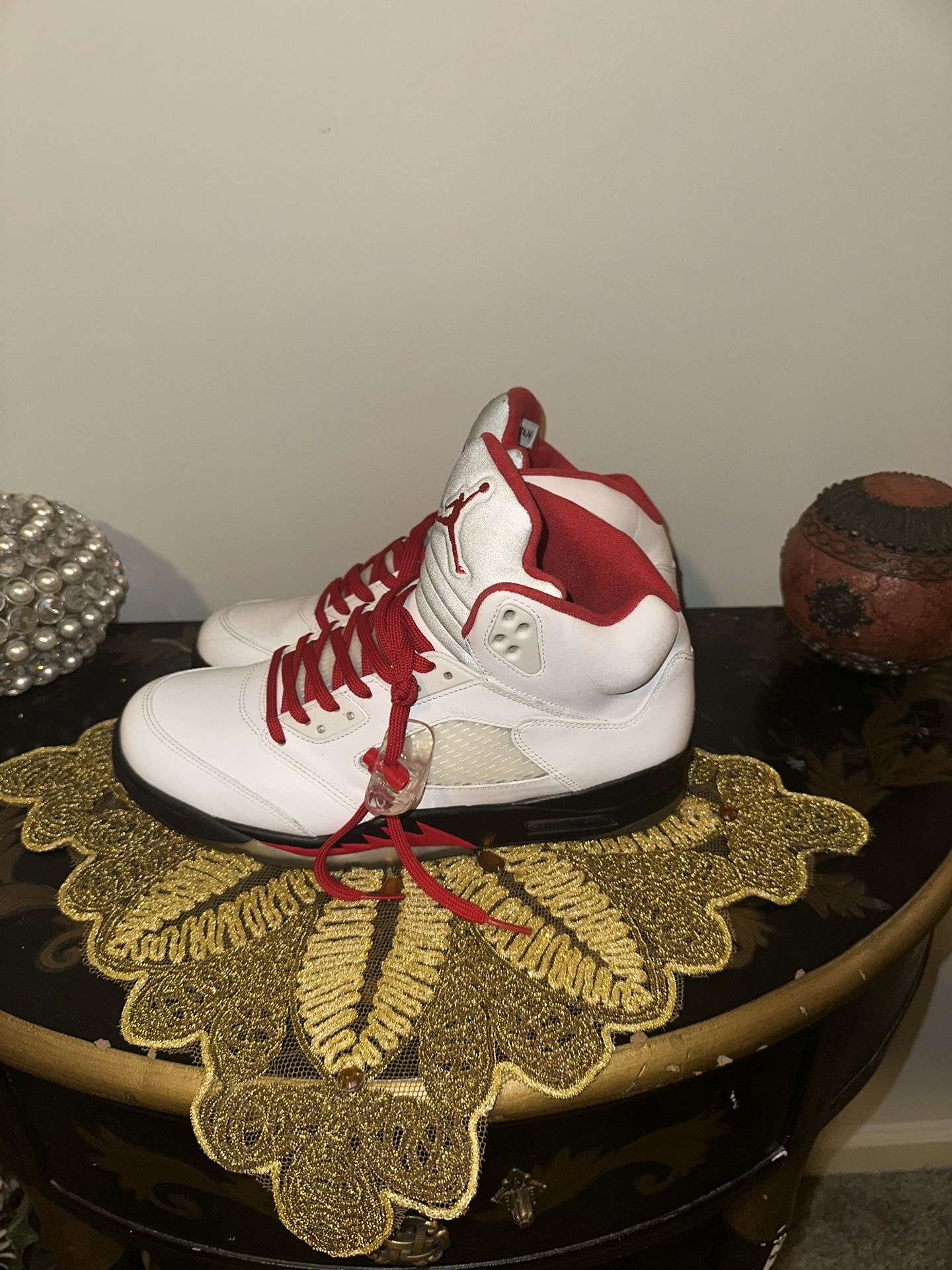 Jordan 5 Retro Fire Red (ACCEPTING BEST OFFERS)
