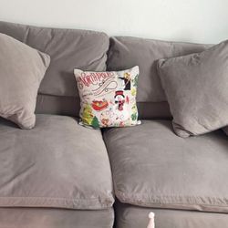 Kroelher Sofa With Feather Inside 