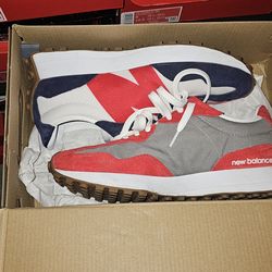 New Balance 327 Size 9
