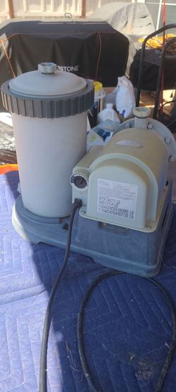 C2500 Pool Pump and Filter
