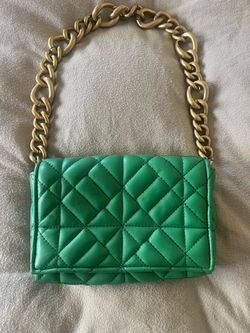 ZARA Green Quilted Chain Shoulder Bag – Excellent Condition