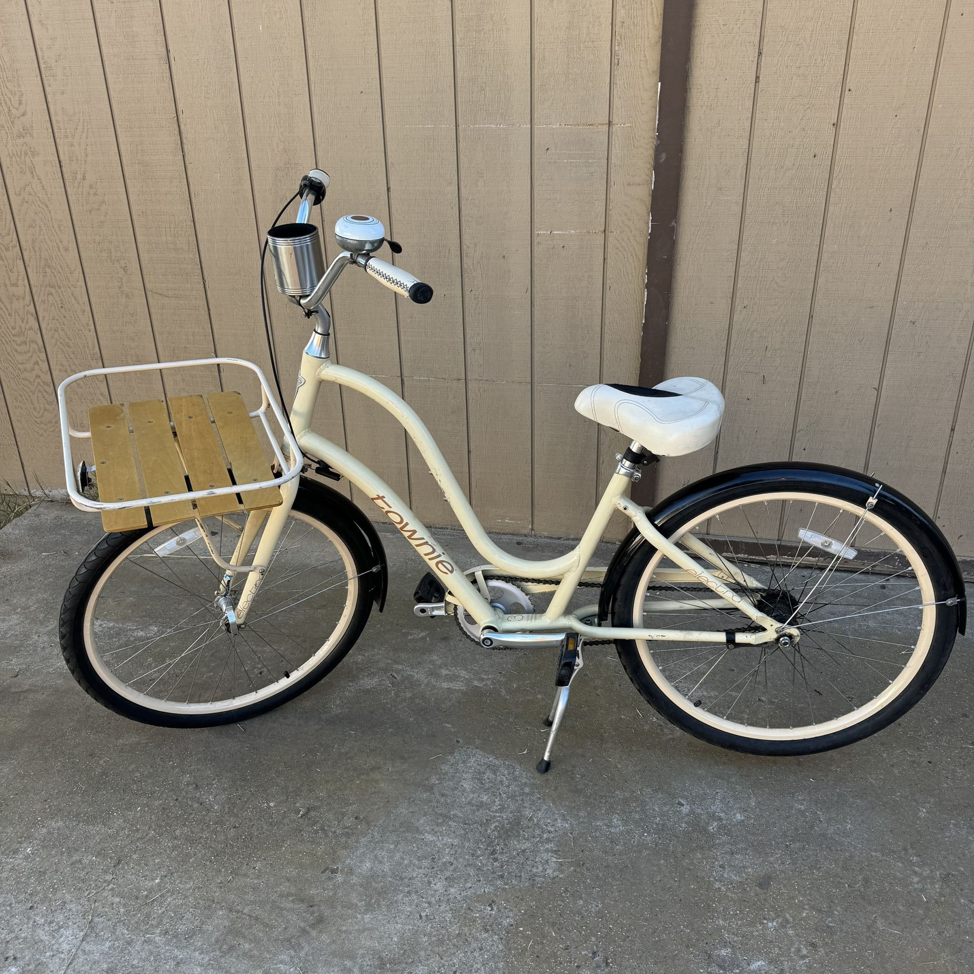 Electra Townie Light 6061 Aluminum Tigwelded Flatfoot Bicycle